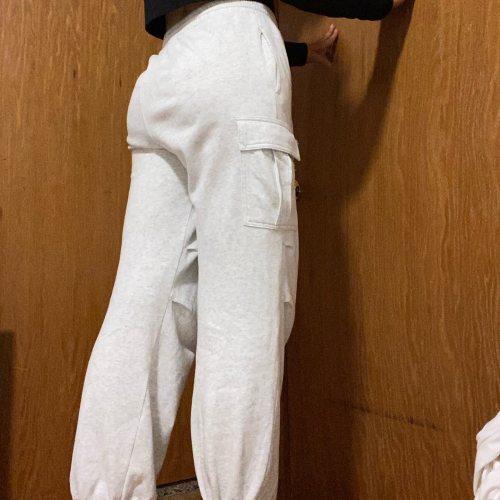 Women's Light Gray Cargo Sweatpants